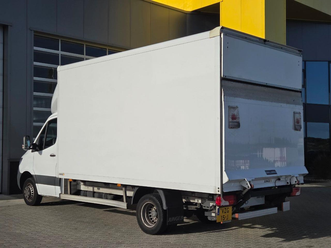 Mercedes - Benz Sprinter 516 2.2 CDI L3 EURO VI - D | 2020 | 150.987 km | Automaat | VZG15J | NAP: Geen oordeel - Drugi stroj: slika 3 Mercedes - Benz Sprinter 516 2.2 CDI L3 EURO VI - D | 2020 | 150.987 km | Automaat | VZG15J | NAP: Geen oordeel - Drugi stroj: slika 3