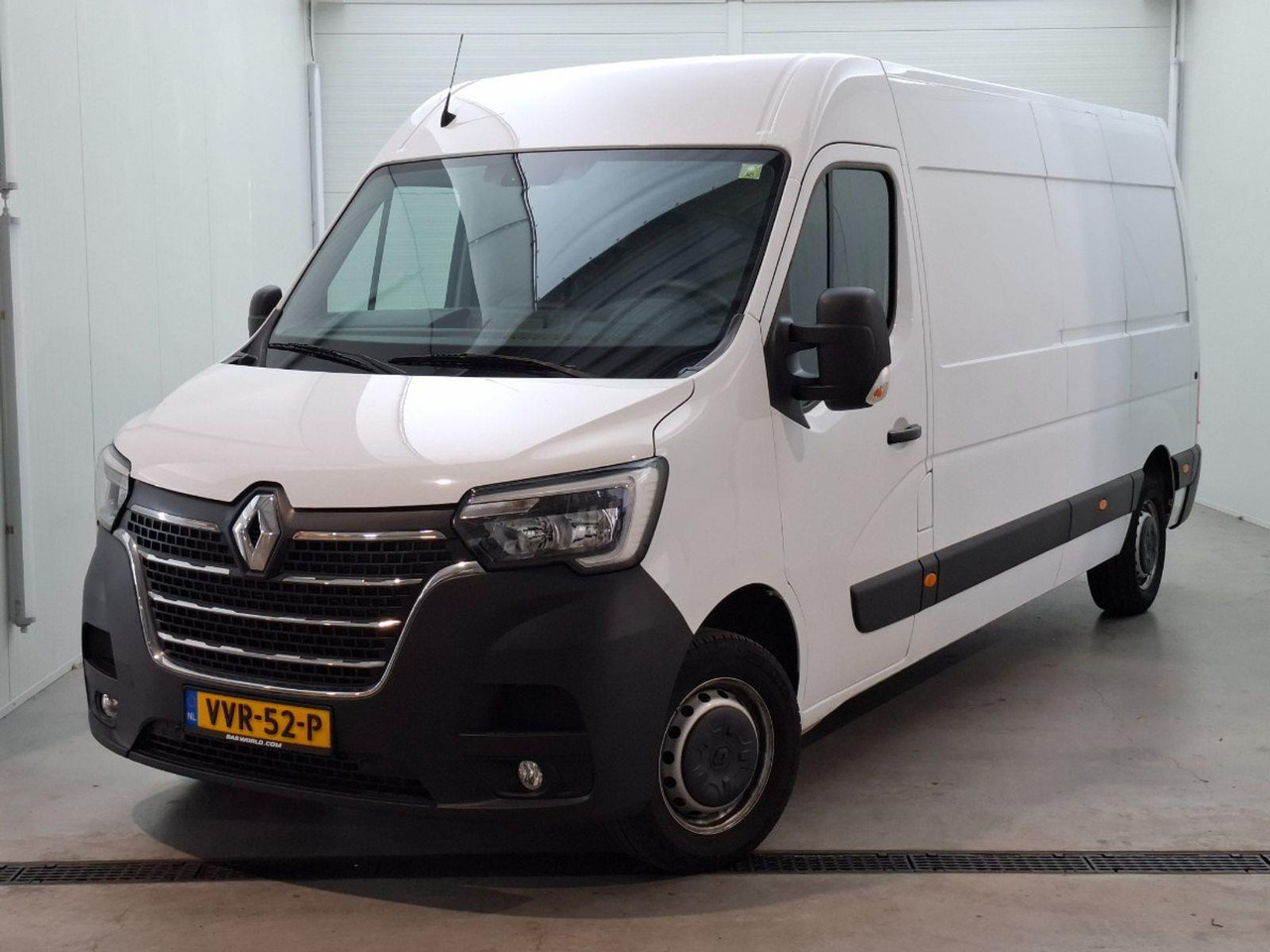 Renault Master T35 2.3 dCi 135 L3H2 Comfort | 2023 | 44.714 km | VVR52P | NAP: Geen oordeel - Drugi stroj: slika 1 Renault Master T35 2.3 dCi 135 L3H2 Comfort | 2023 | 44.714 km | VVR52P | NAP: Geen oordeel - Drugi stroj: slika 1