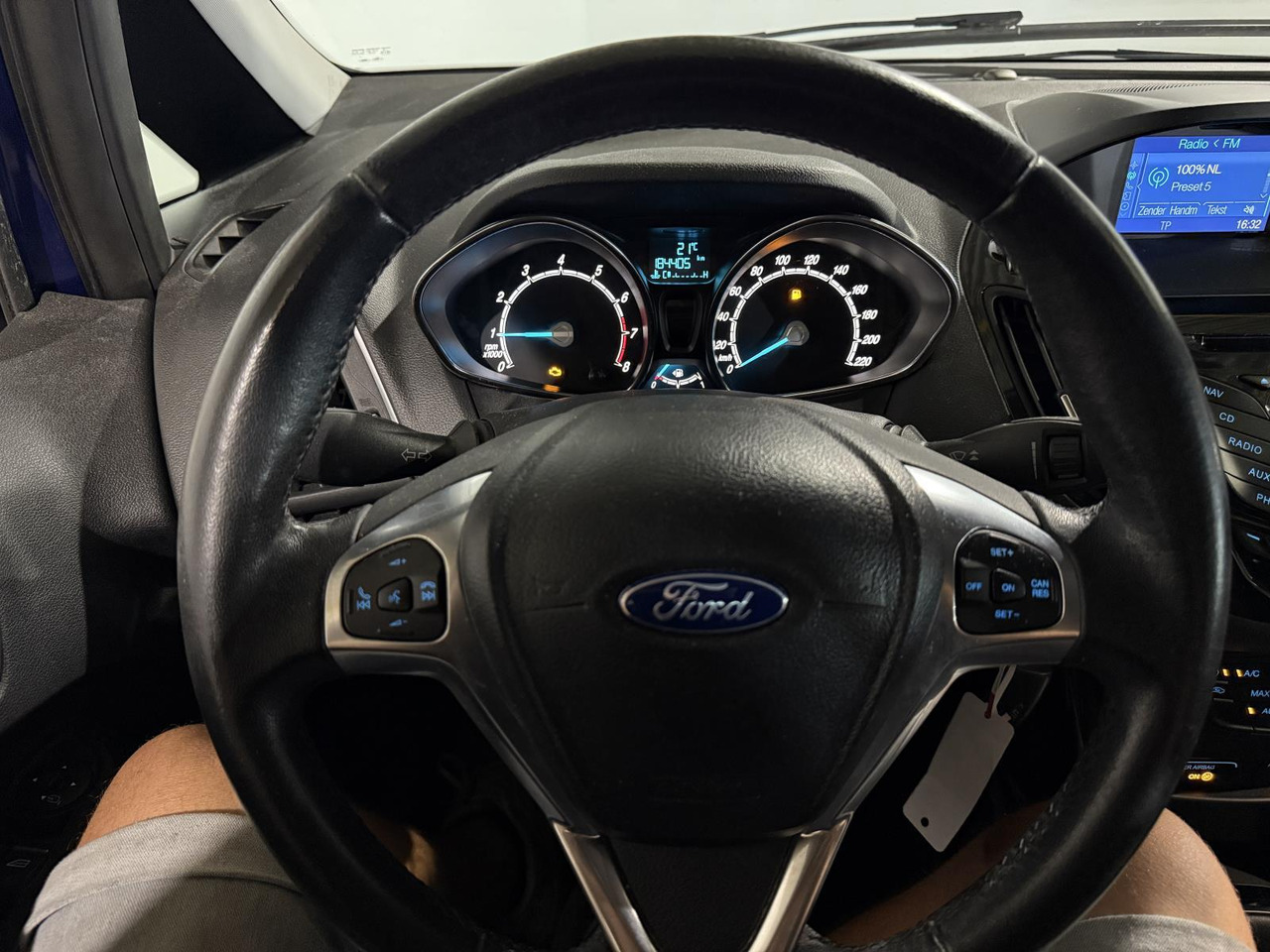 Ford B-Max 1.0 Ecoboost Titanium | 2016 | 184.407 km | JJ-717-K - Avtomobil: slika 5 Ford B-Max 1.0 Ecoboost Titanium | 2016 | 184.407 km | JJ-717-K - Avtomobil: slika 5