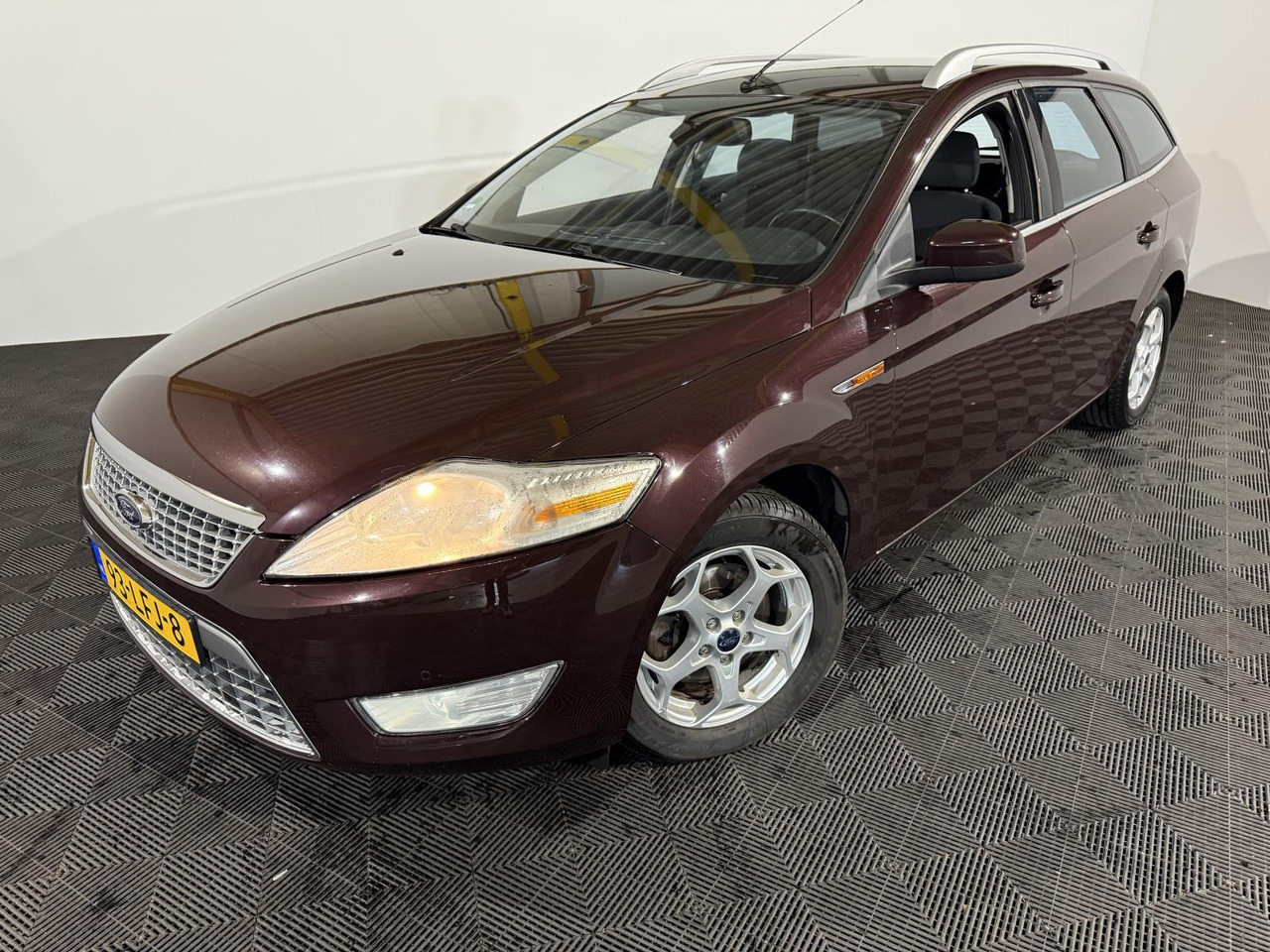 Ford | Mondeo Wagon | 2.0-16V Limited | 2010 | 193.300 km | 93LFJ8 | Logisch - Avtomobil: slika 1 Ford | Mondeo Wagon | 2.0-16V Limited | 2010 | 193.300 km | 93LFJ8 | Logisch - Avtomobil: slika 1