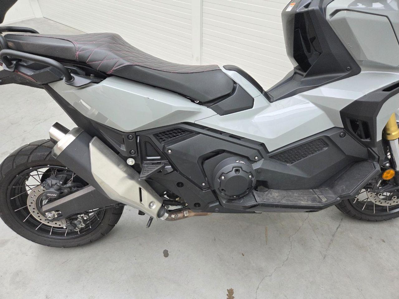 Honda Scooter NC 750 X - ADV | 2023 | Automaat | 6.805 km | 92MXTV - Avtomobil: slika 5 Honda Scooter NC 750 X - ADV | 2023 | Automaat | 6.805 km | 92MXTV - Avtomobil: slika 5