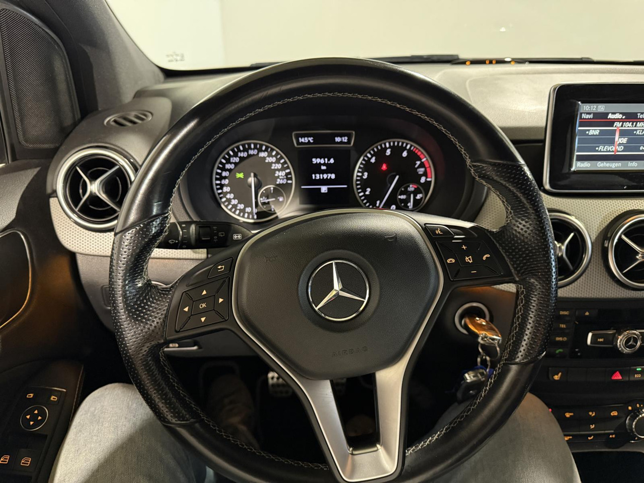 Mercedes-Benz | B-klasse | 180 Ambition | 2012 | 131.978 km | G005BR | Geen oordeel - Avtomobil: slika 5 Mercedes-Benz | B-klasse | 180 Ambition | 2012 | 131.978 km | G005BR | Geen oordeel - Avtomobil: slika 5