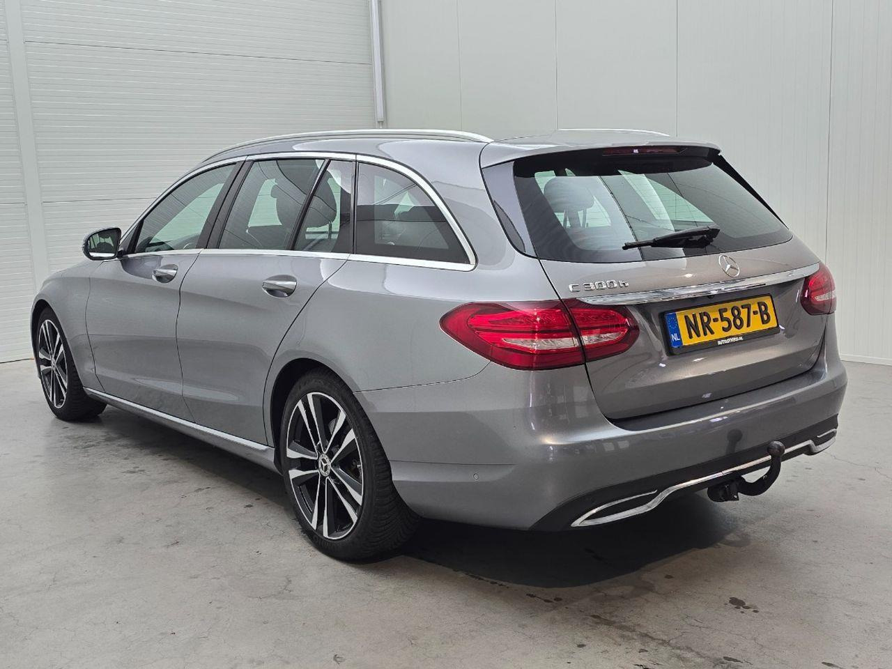 Mercedes - Benz C - klasse Estate 300 CDI HYBRID Lease Edition | 2017 | 212.178 km | Automaat | NR587B | NAP: Logisch - Avtomobil: slika 3 Mercedes - Benz C - klasse Estate 300 CDI HYBRID Lease Edition | 2017 | 212.178 km | Automaat | NR587B | NAP: Logisch - Avtomobil: slika 3