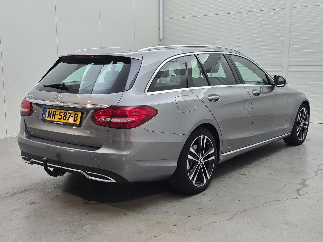 Mercedes - Benz C - klasse Estate 300 CDI HYBRID Lease Edition | 2017 | 212.178 km | Automaat | NR587B | NAP: Logisch - Avtomobil: slika 4 Mercedes - Benz C - klasse Estate 300 CDI HYBRID Lease Edition | 2017 | 212.178 km | Automaat | NR587B | NAP: Logisch - Avtomobil: slika 4
