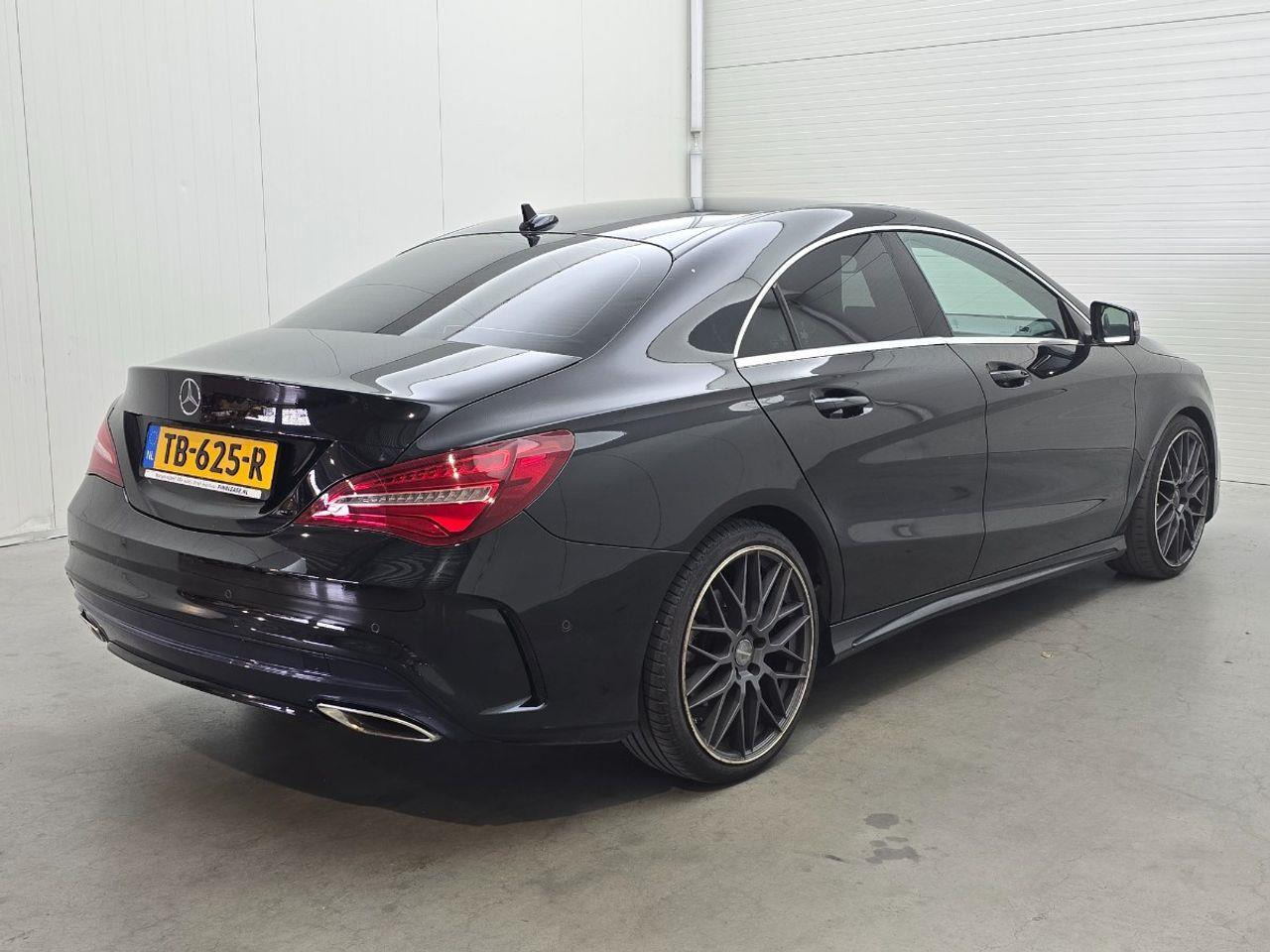 Mercedes - Benz CLA - klasse 180 Business Solution AMG Upgrade Edition | 2018 | 187.963 km | Automaat | TB625R | NAP: Logisch - Limuzina: slika 4 Mercedes - Benz CLA - klasse 180 Business Solution AMG Upgrade Edition | 2018 | 187.963 km | Automaat | TB625R | NAP: Logisch - Limuzina: slika 4