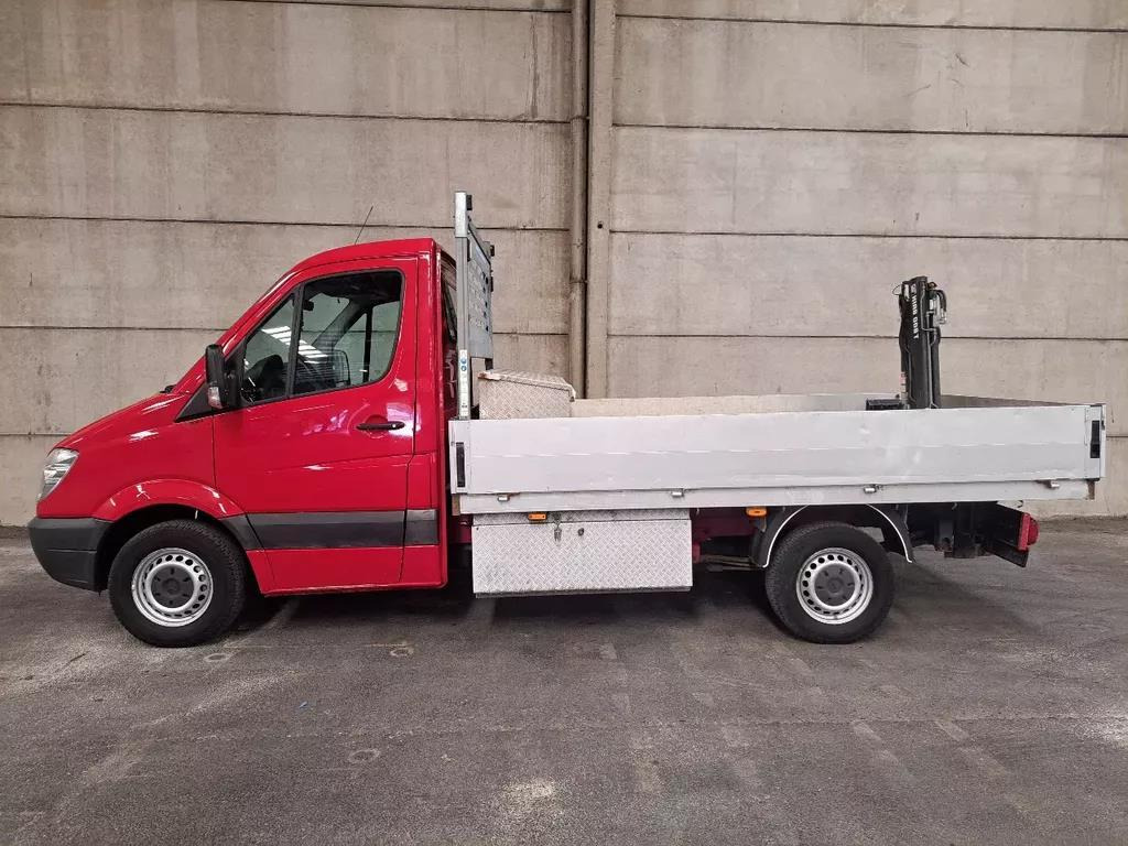 Mercedes-Benz Sprinter 313 2.2 CDI AUT Open laadbak met Hiab 008T kraan 9-VJT-34 213.086 km - Dostavno vozilo s kesonom: slika 3 Mercedes-Benz Sprinter 313 2.2 CDI AUT Open laadbak met Hiab 008T kraan 9-VJT-34 213.086 km - Dostavno vozilo s kesonom: slika 3