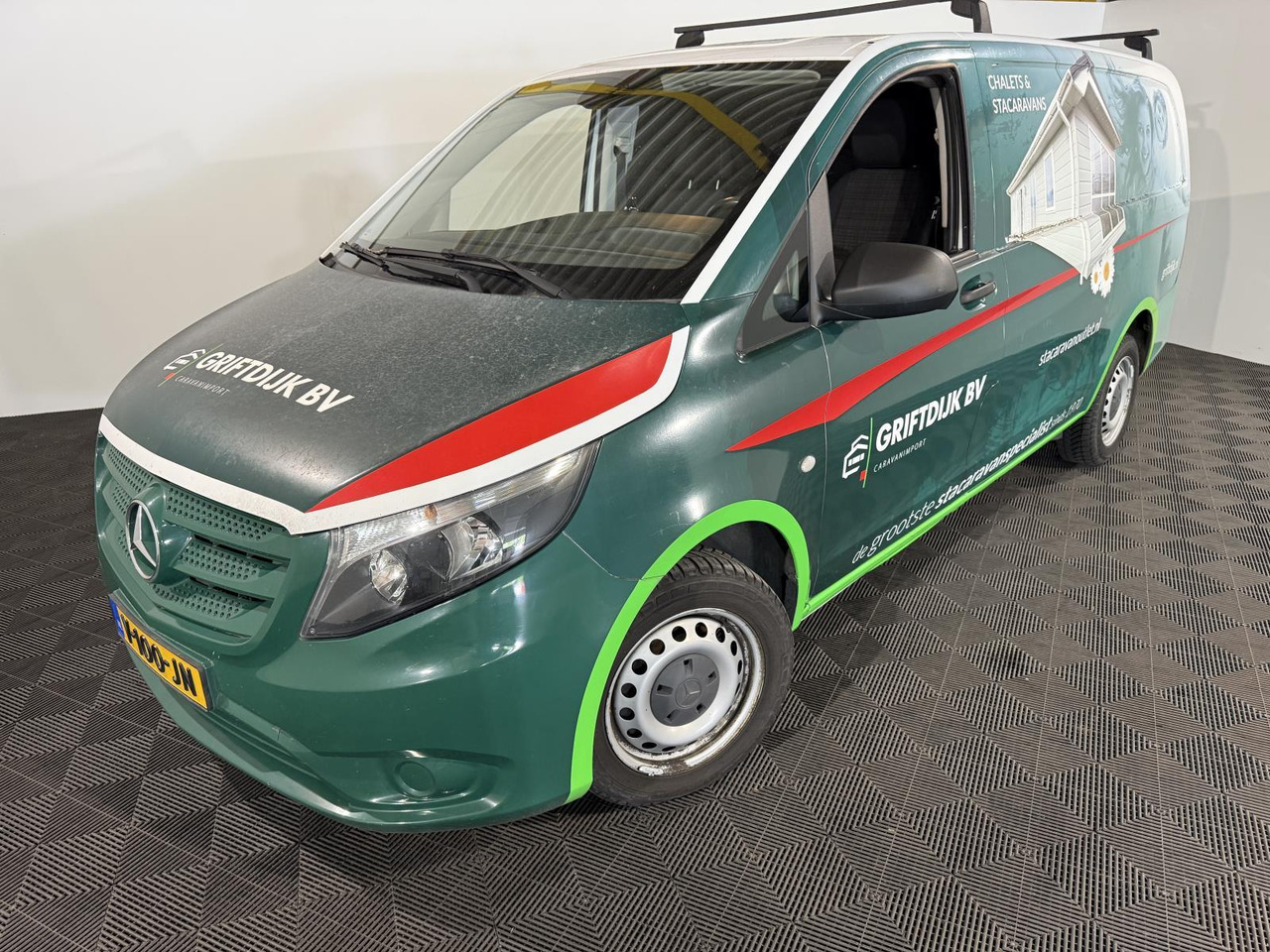 Mali kombi Mercedes-Benz Vito 109 CDI Lang Business Professional  | 2017 | 192.928 km | V-100-JN: slika 1