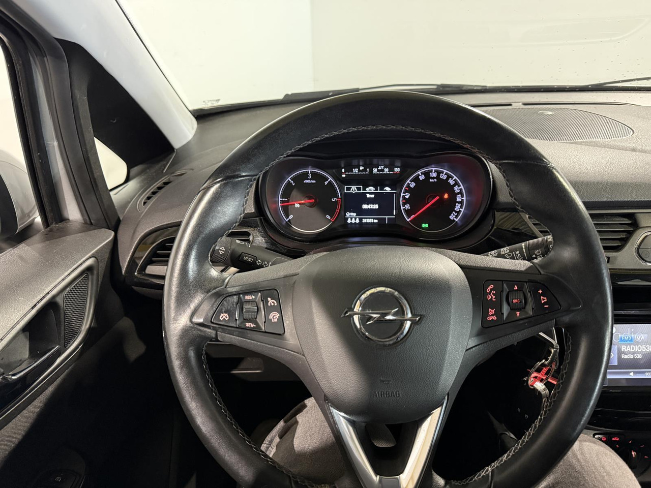 Opel | Corsa | 1.3 CDTI Color Edition | 2016 | 241.351 km | TZ774B | Geen oordeel - Kombilimuzina: slika 5 Opel | Corsa | 1.3 CDTI Color Edition | 2016 | 241.351 km | TZ774B | Geen oordeel - Kombilimuzina: slika 5