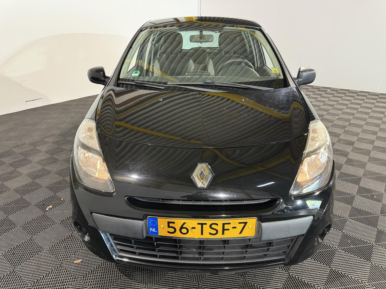 Renault | Clio | 1.2 Authentique | 2012 | 216.427 km | 56TSF7 | Logisch - Kombilimuzina: slika 2 Renault | Clio | 1.2 Authentique | 2012 | 216.427 km | 56TSF7 | Logisch - Kombilimuzina: slika 2