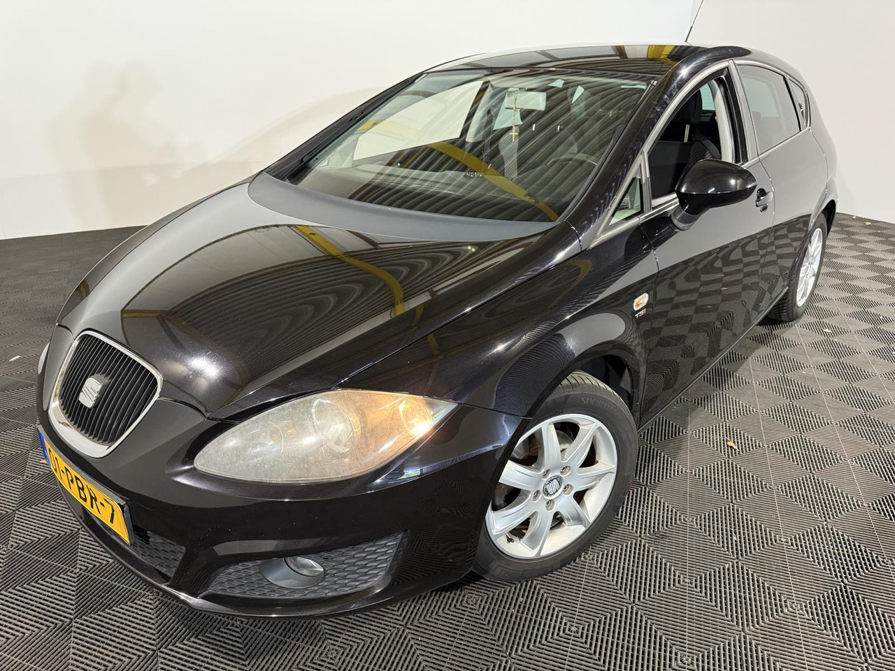 SEAT | Leon | 1.2 TSI Good Stuff | 2011 | 180.589 km | 01PBR7 | Logisch - Kombilimuzina: slika 1 SEAT | Leon | 1.2 TSI Good Stuff | 2011 | 180.589 km | 01PBR7 | Logisch - Kombilimuzina: slika 1