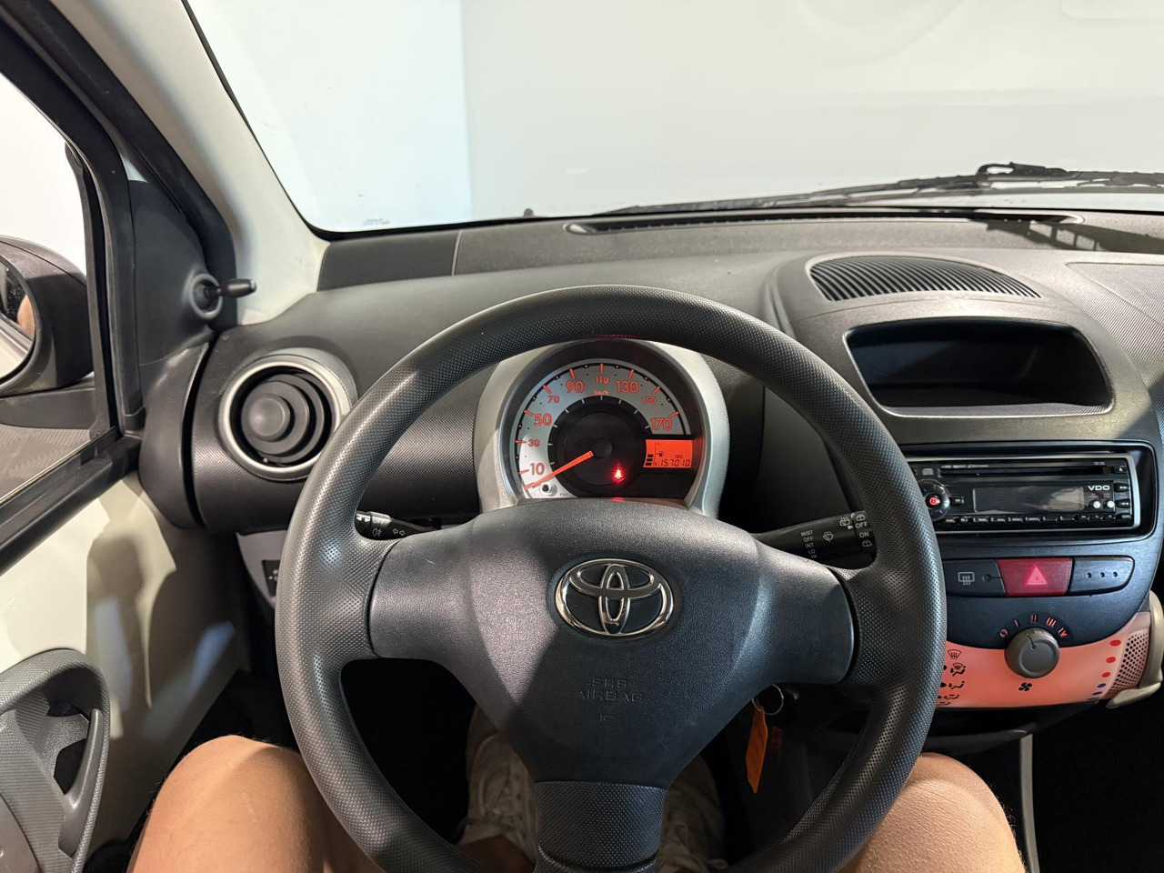 Toyota Aygo 1.0-12V Comfort PT-399-G 157.010 km - Avtomobil: slika 2 Toyota Aygo 1.0-12V Comfort PT-399-G 157.010 km - Avtomobil: slika 2