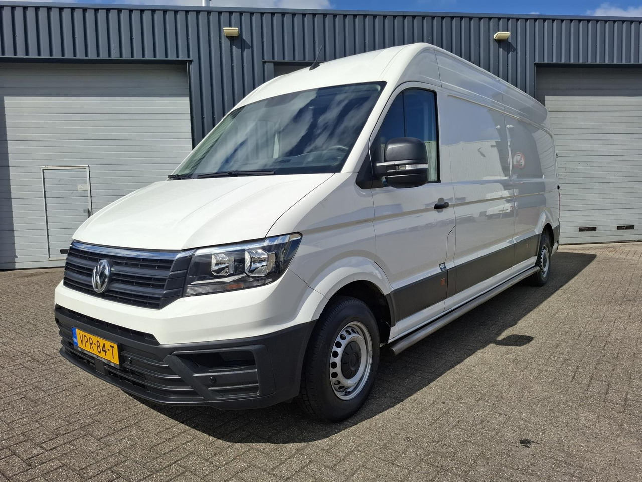Volkswagen Crafter 35 2.0 TDI L4H3 | 2022 | 135.282 km | VPR-84-T - Furgon: slika 1 Volkswagen Crafter 35 2.0 TDI L4H3 | 2022 | 135.282 km | VPR-84-T - Furgon: slika 1