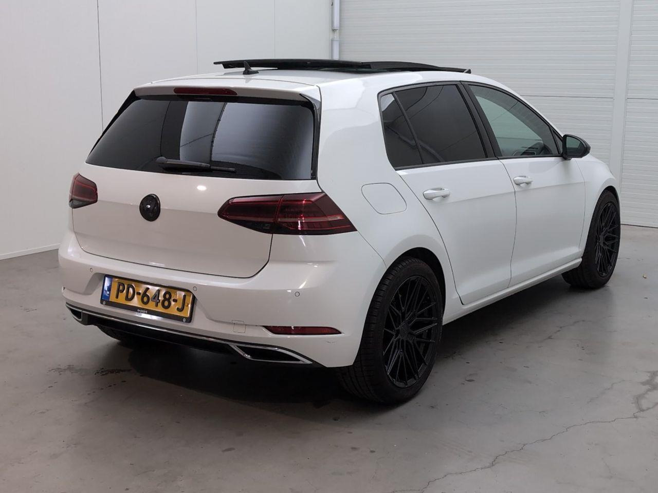Volkswagen Golf 1.0 TSI Highline | 2017 | 250.662 km | PD648J | NAP: Logisch - Kombilimuzina: slika 4 Volkswagen Golf 1.0 TSI Highline | 2017 | 250.662 km | PD648J | NAP: Logisch - Kombilimuzina: slika 4