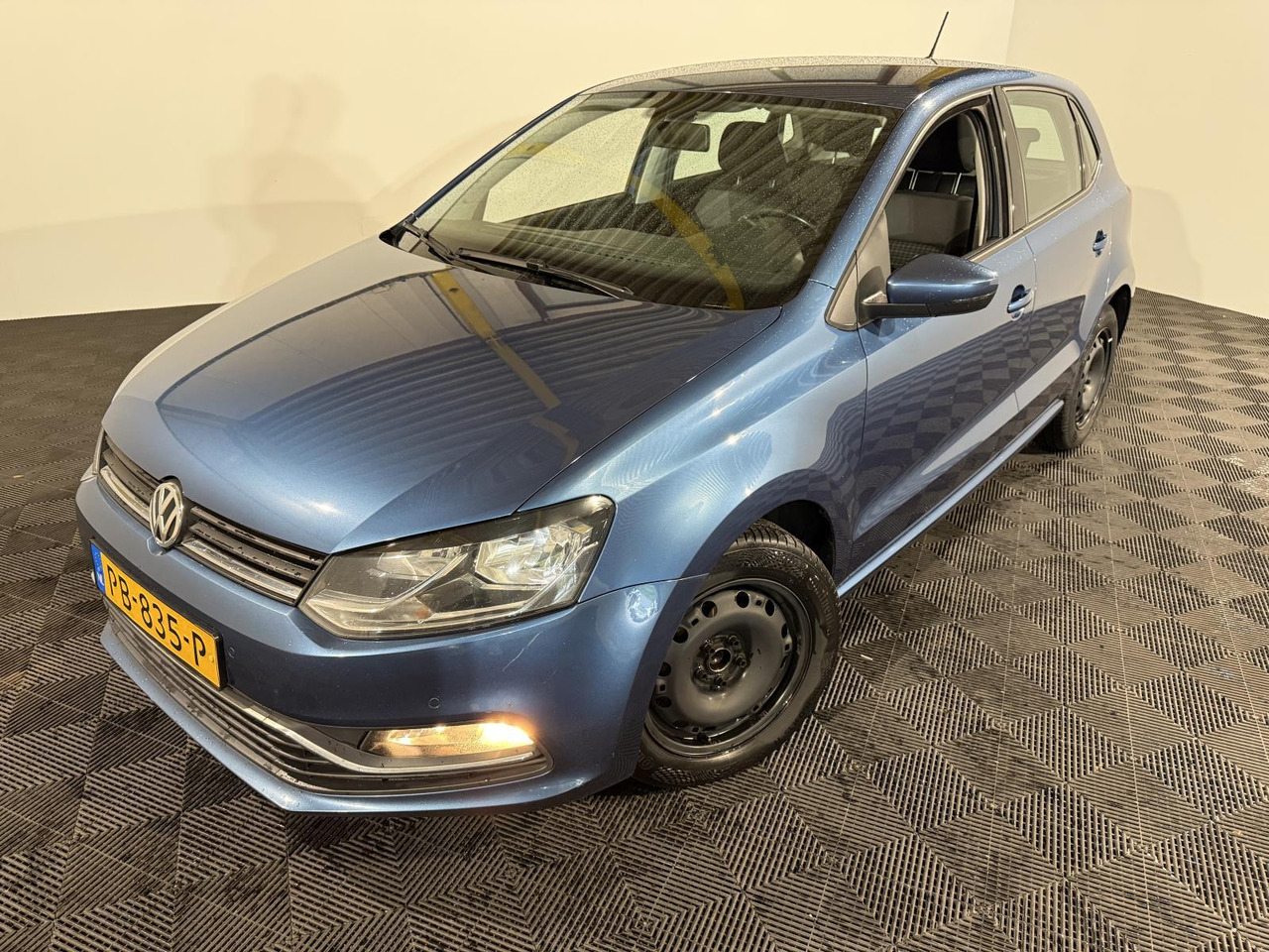 Volkswagen | Polo | 1.4 TDI Comfortline | 2017 | 215.479 km | PB835P | Logisch - Kombilimuzina: slika 1 Volkswagen | Polo | 1.4 TDI Comfortline | 2017 | 215.479 km | PB835P | Logisch - Kombilimuzina: slika 1