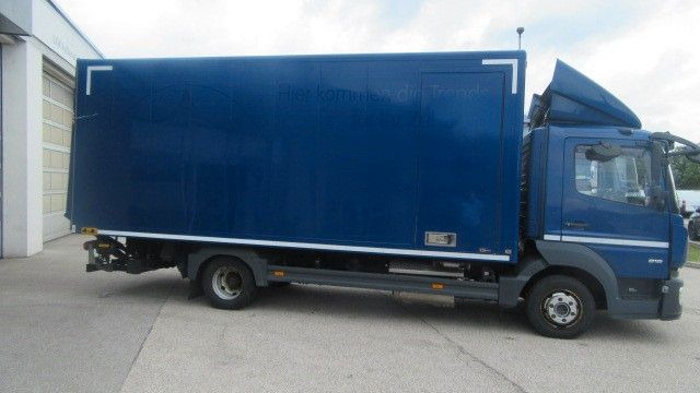 Mercedes-Benz 818L Koffer LBW, Seitentüre (GG 8,6 to.) - Dostavno vozilo z zabojnikom: slika 4 Mercedes-Benz 818L Koffer LBW, Seitentüre (GG 8,6 to.) - Dostavno vozilo z zabojnikom: slika 4
