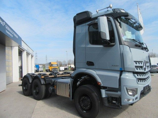 Mercedes-Benz Arocs 5 3351K 6x4 Fgst. neu - Tovornjak-šasija: slika 3 Mercedes-Benz Arocs 5 3351K 6x4 Fgst. neu - Tovornjak-šasija: slika 3