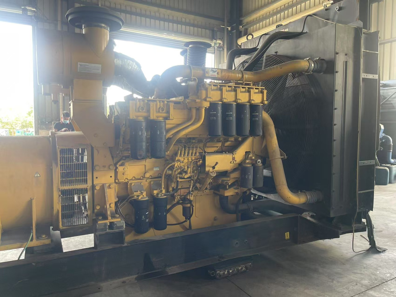 KOMATSU SAA12V140 - Motor: slika 2 KOMATSU SAA12V140 - Motor: slika 2