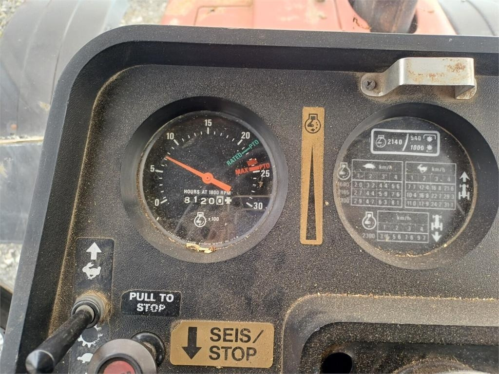 Traktor Case IH 685XL Hyvät renkaat.: slika 15 Traktor Case IH 685XL Hyvät renkaat.: slika 15