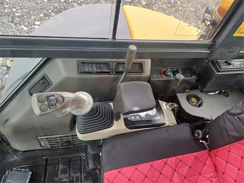 Mini bager Komatsu pc50mr-2 Engcon pyörittäjällä: slika 13