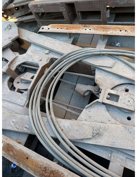 Liebherr Stein HT Diaphragm Wall Grab - Grabež za Gradbeni stroj: slika 3 Liebherr Stein HT Diaphragm Wall Grab - Grabež za Gradbeni stroj: slika 3