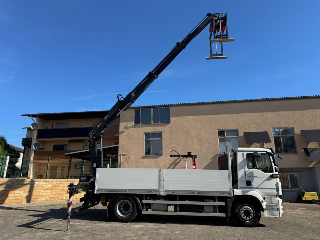 MAN TGM 18.290/HIAB-XS111/JOYSTICK/aus1.Hand - Tovornjak s kesonom, Tovornjak z dvigalom: slika 4 MAN TGM 18.290/HIAB-XS111/JOYSTICK/aus1.Hand - Tovornjak s kesonom, Tovornjak z dvigalom: slika 4