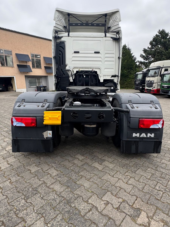 MAN TGX 18.460 XL /1xBett/Retarder/Voll-Spoiler - Vlačilec: slika 5 MAN TGX 18.460 XL /1xBett/Retarder/Voll-Spoiler - Vlačilec: slika 5