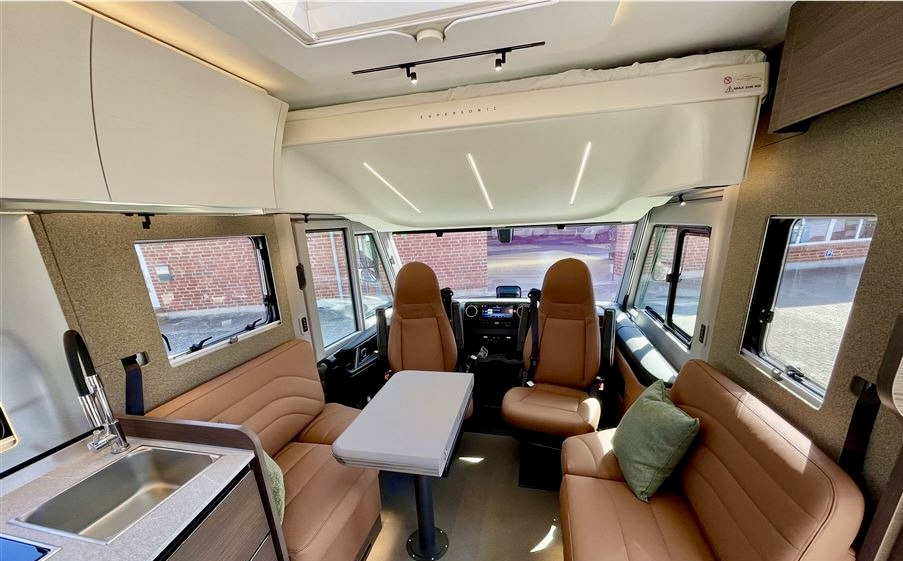ADRIA Super Sonic 780 DC - Integriran avtodom: slika 4 ADRIA Super Sonic 780 DC - Integriran avtodom: slika 4