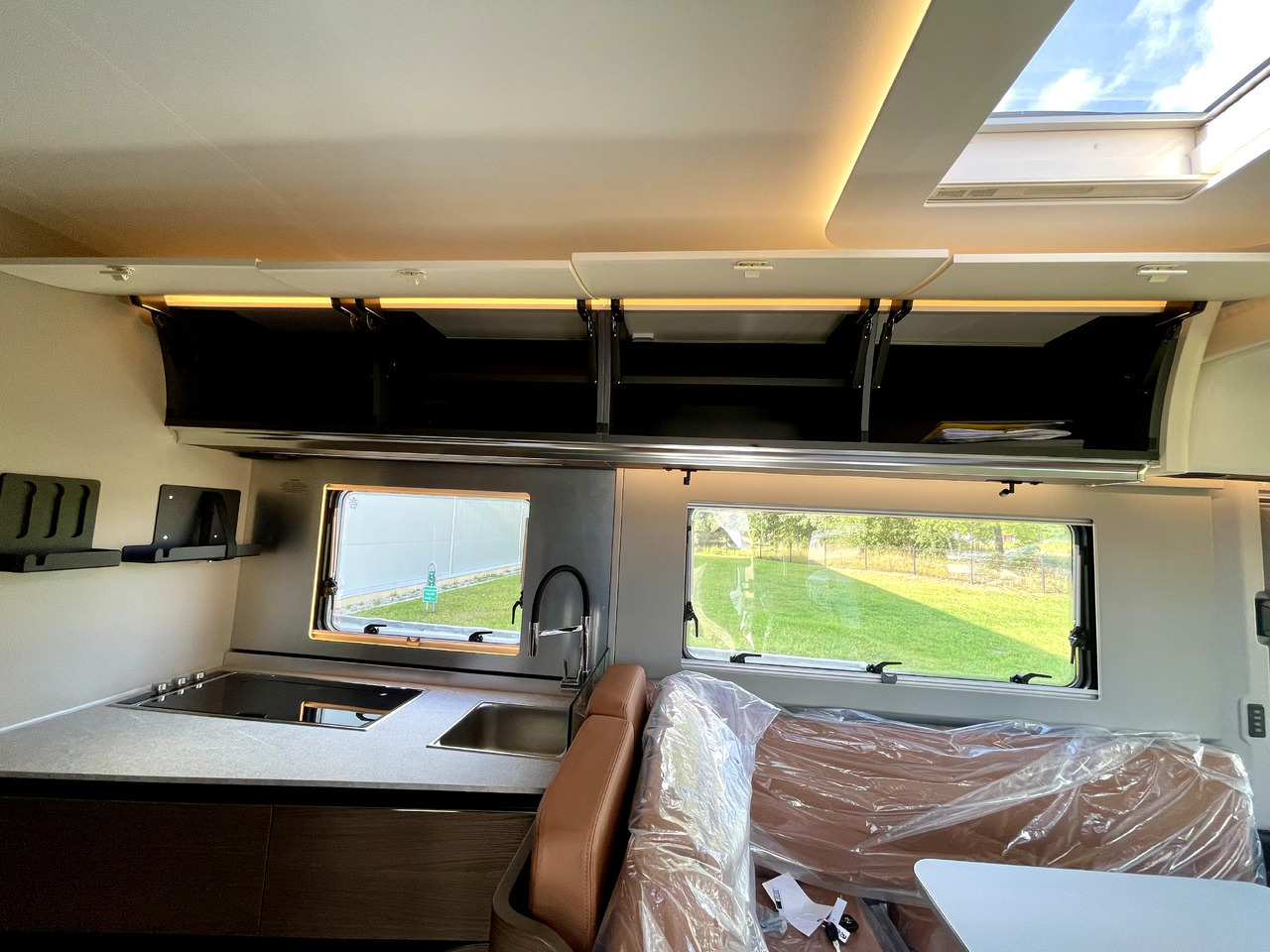 Adria Super Sonic 890 LC - Integriran avtodom: slika 3 Adria Super Sonic 890 LC - Integriran avtodom: slika 3
