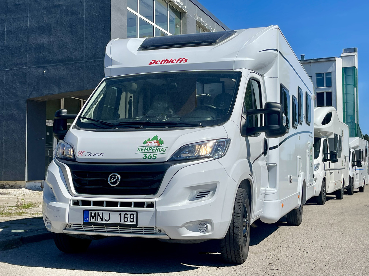 DETHLEFFS T7052 DBL - Polintegriran avtodom: slika 1 DETHLEFFS T7052 DBL - Polintegriran avtodom: slika 1