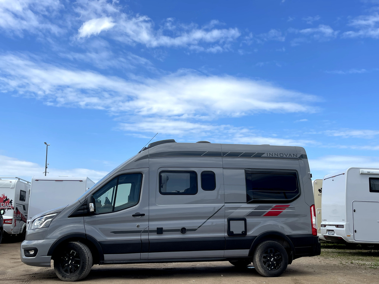LMC Innovan 590C - Kombi avtodom: slika 5 LMC Innovan 590C - Kombi avtodom: slika 5