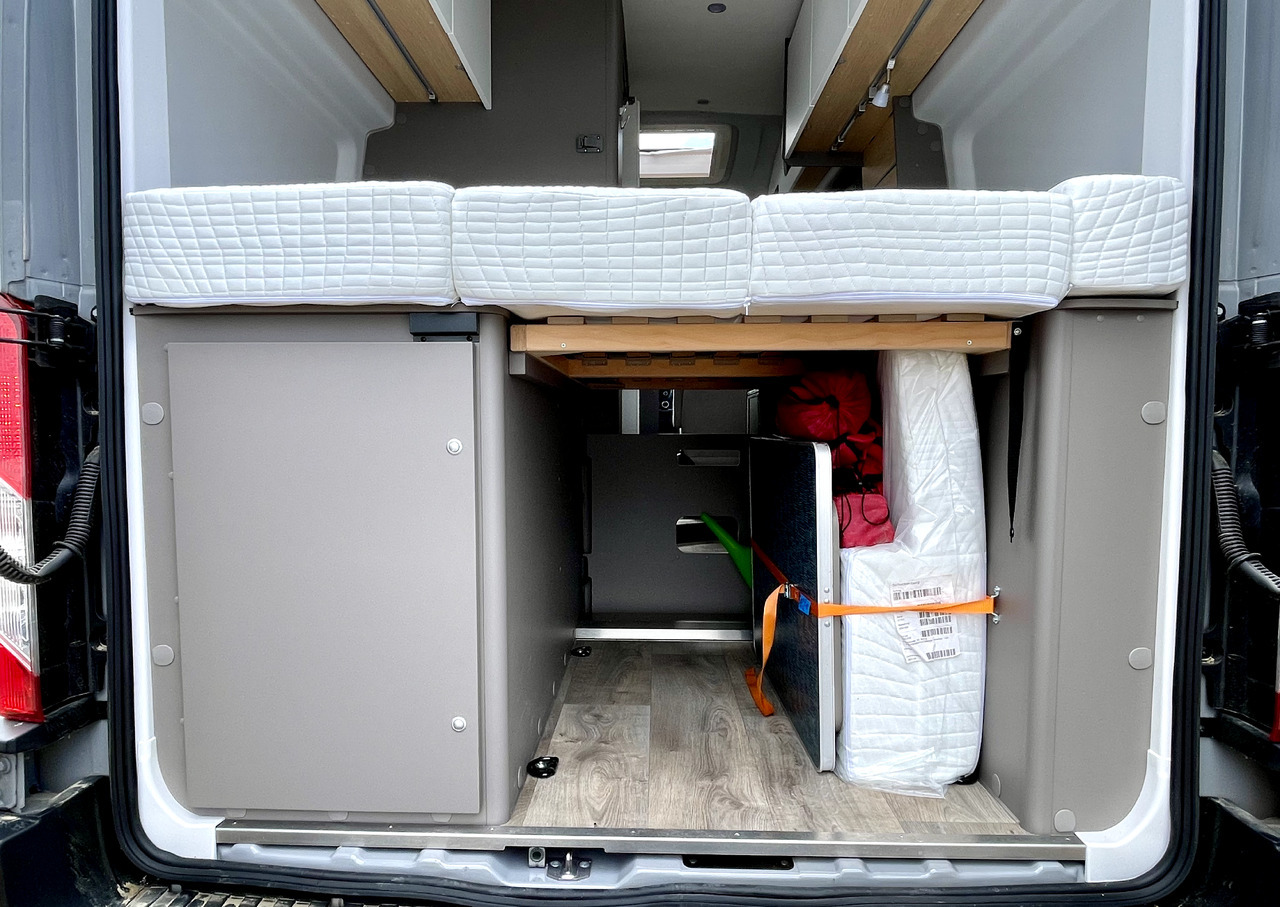 LMC Innovan 590C - Kombi avtodom: slika 3 LMC Innovan 590C - Kombi avtodom: slika 3