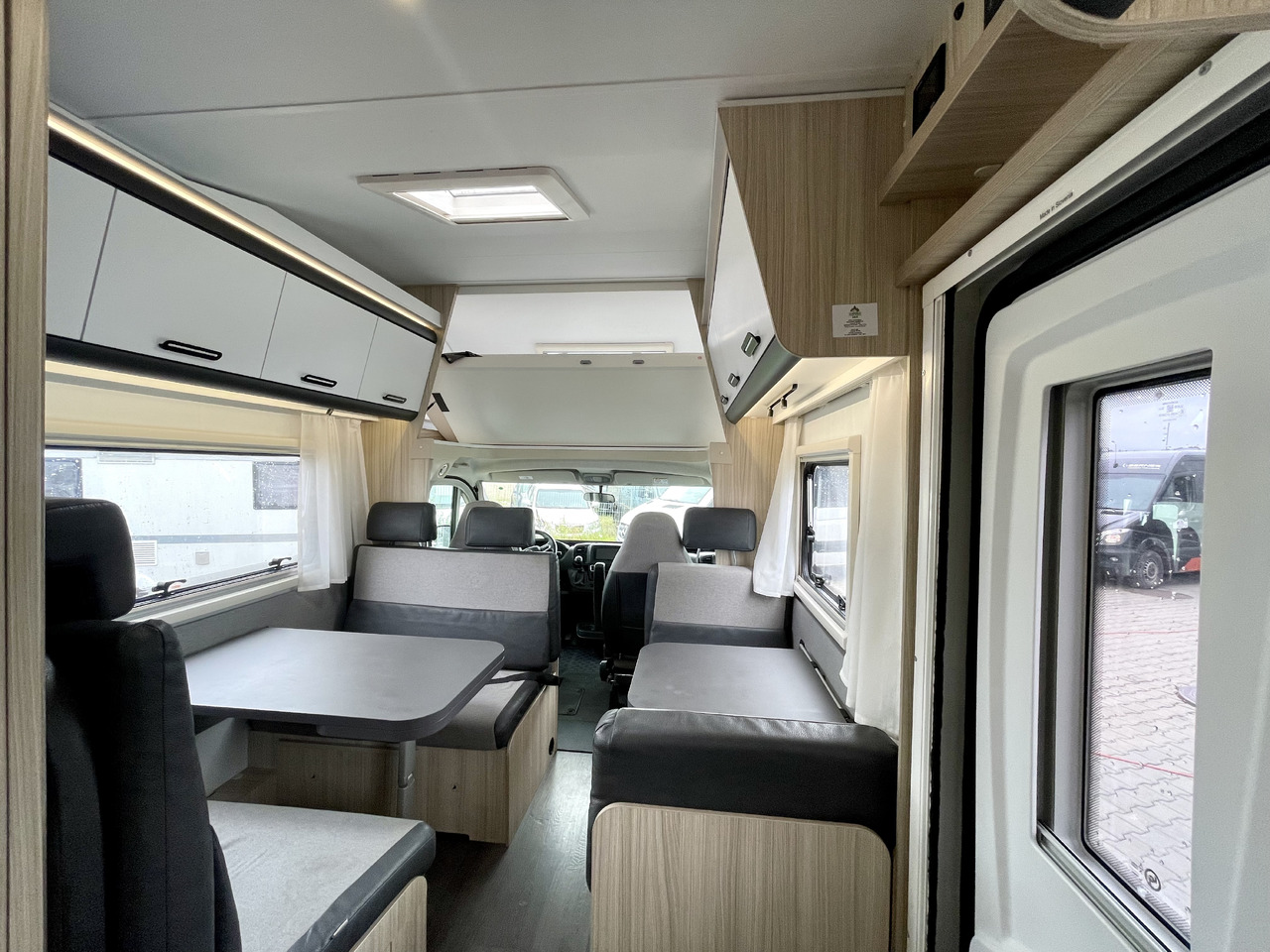 SUN LIVING A 70 DK - Alkoven avtodom: slika 5 SUN LIVING A 70 DK - Alkoven avtodom: slika 5