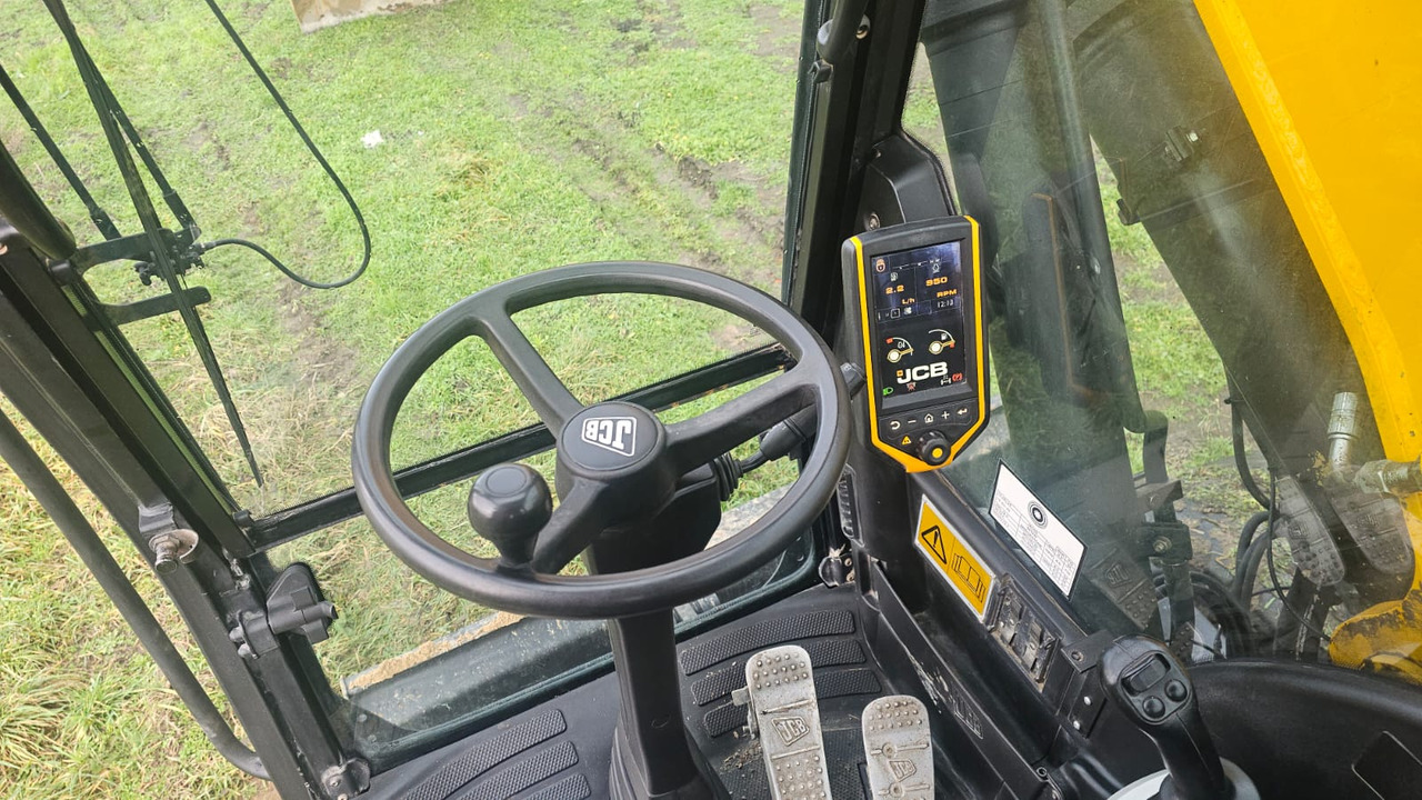 JCB JS175W - Bager na kolesih: slika 2 JCB JS175W - Bager na kolesih: slika 2