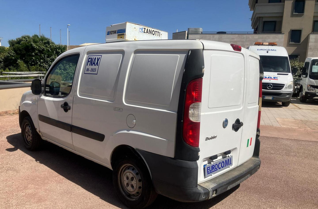 DOBLO' CON COIBENTAZIONE E GRUPPO FRIGO - Hladilno vozilo: slika 2 DOBLO' CON COIBENTAZIONE E GRUPPO FRIGO - Hladilno vozilo: slika 2