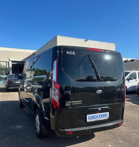 Ford Tourneo Custom Tourneo Custom 310 2.0 TDCi 17 - Avtomobil: slika 2 Ford Tourneo Custom Tourneo Custom 310 2.0 TDCi 17 - Avtomobil: slika 2