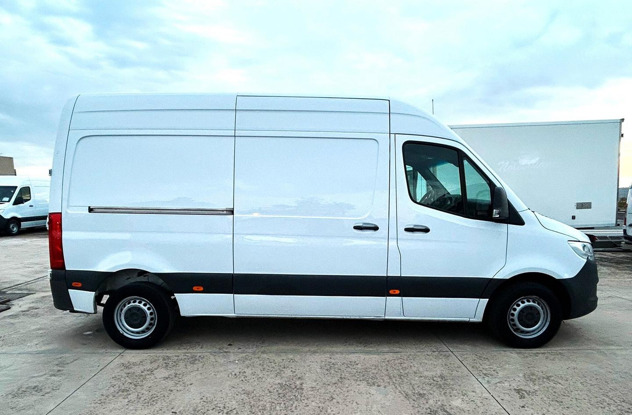 Mercedes Benz Sprinter 314 F 39/35 - Furgon: slika 4 Mercedes Benz Sprinter 314 F 39/35 - Furgon: slika 4