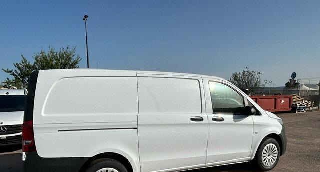 VITO FURGONE NUOVO PRONTA CONSEGNA - Furgon: slika 2 VITO FURGONE NUOVO PRONTA CONSEGNA - Furgon: slika 2