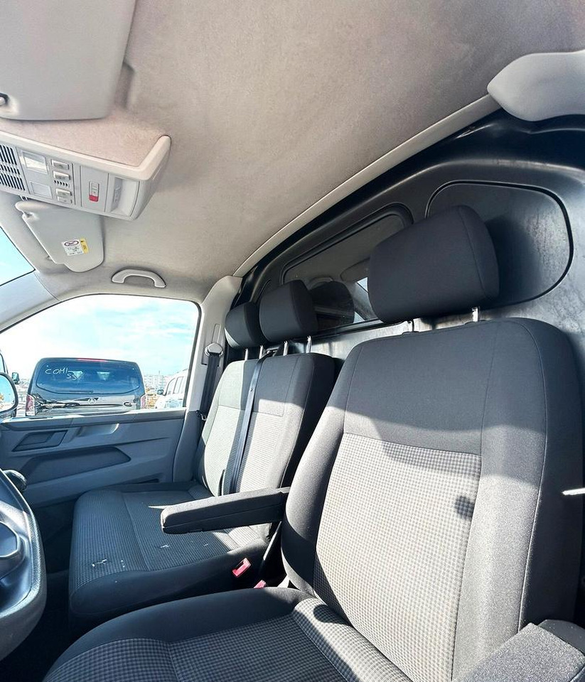 Furgon Volkswagen Transporter 2.0 TDi 150 cv: slika 9