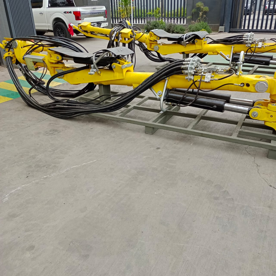 ATLAS COPCO EPIROC BRAZOS BUT28 PARA JUMBOS BOOMER 281 Y 282 - Rudarski stroji: slika 4 ATLAS COPCO EPIROC BRAZOS BUT28 PARA JUMBOS BOOMER 281 Y 282 - Rudarski stroji: slika 4