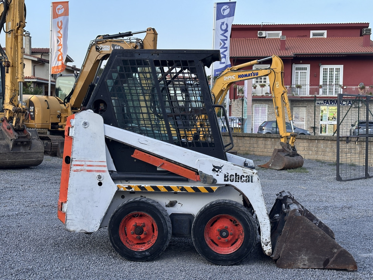 BOBCAT S70 - Mini nakladalec: slika 2 BOBCAT S70 - Mini nakladalec: slika 2