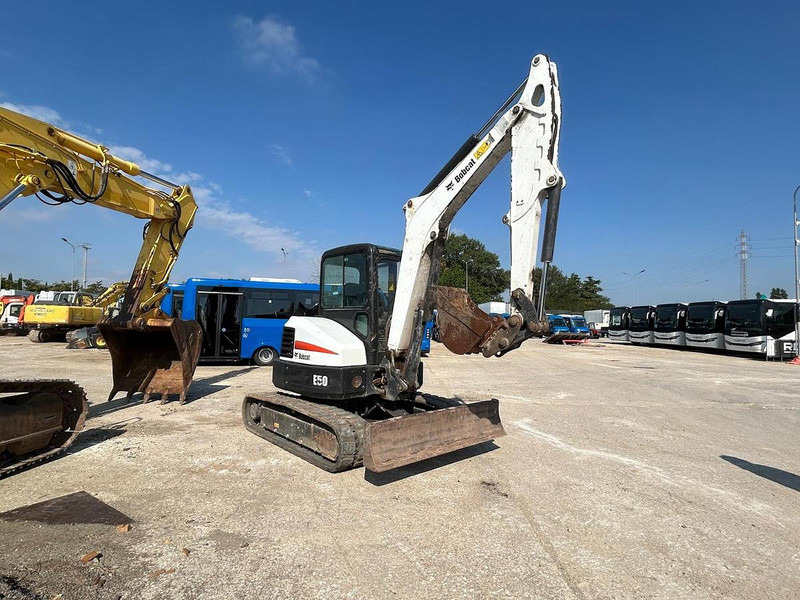 Bobcat E50 - Mini bager: slika 1 Bobcat E50 - Mini bager: slika 1
