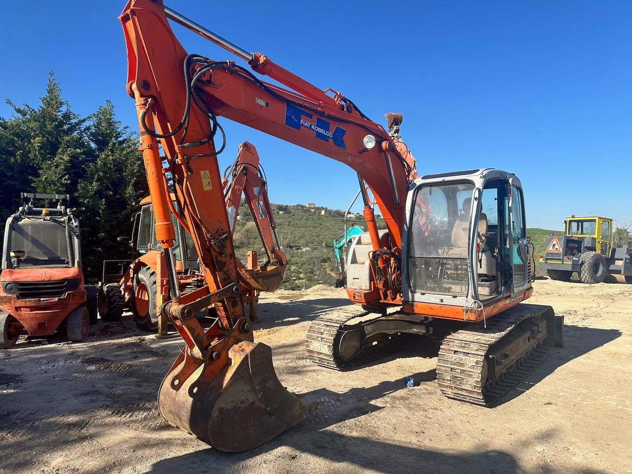 FIAT KOBELCO E115SR - Bager goseničar: slika 1 FIAT KOBELCO E115SR - Bager goseničar: slika 1