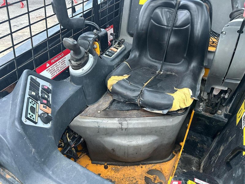JCB 170HF - Kompaktni nakladalnik na gosenicah: slika 5 JCB 170HF - Kompaktni nakladalnik na gosenicah: slika 5