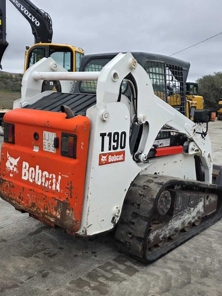 JCB 190T - Mini nakladalec: slika 3 JCB 190T - Mini nakladalec: slika 3