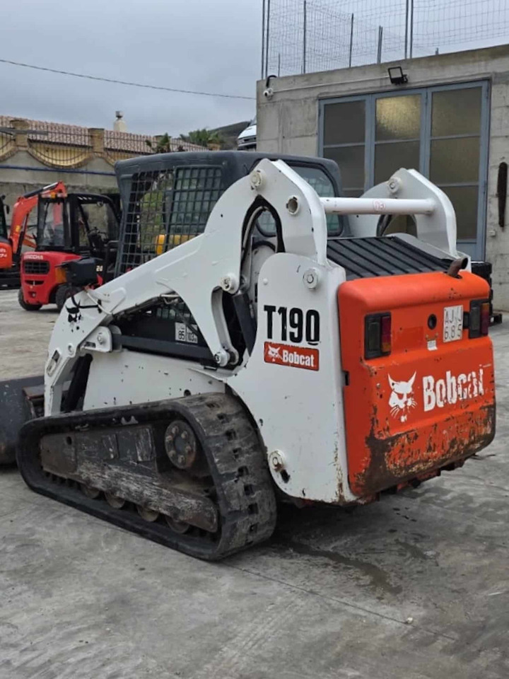 JCB 190T - Mini nakladalec: slika 2 JCB 190T - Mini nakladalec: slika 2