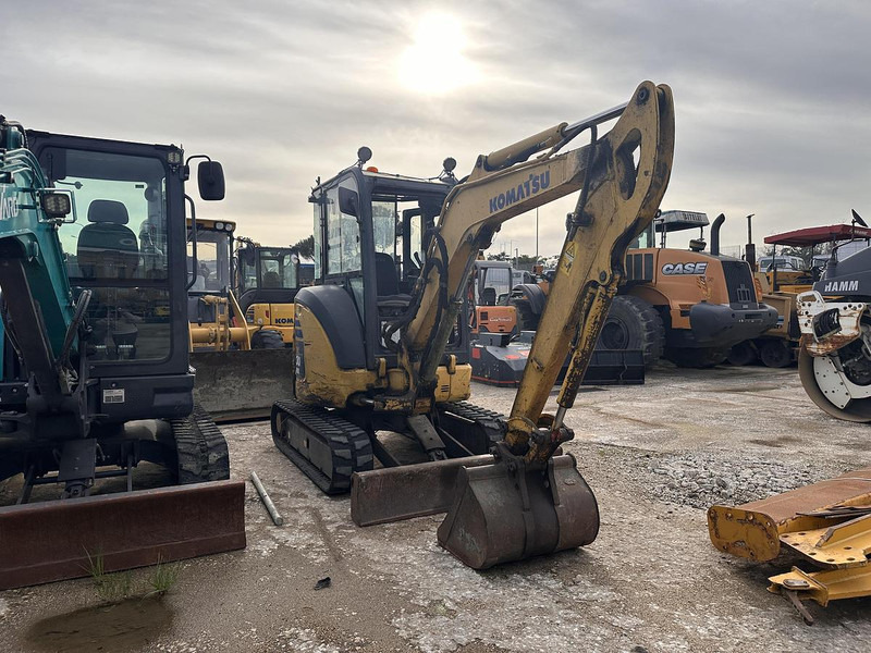 Komatsu PC30 - Mini bager: slika 3 Komatsu PC30 - Mini bager: slika 3