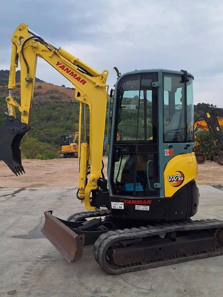 YANMAR VIO30 - Mini bager: slika 1 YANMAR VIO30 - Mini bager: slika 1