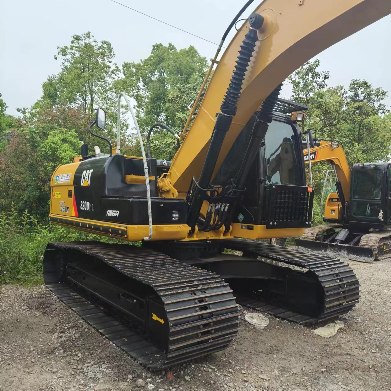 CATERPILLAR 320D2 - Bager goseničar: slika 4 CATERPILLAR 320D2 - Bager goseničar: slika 4