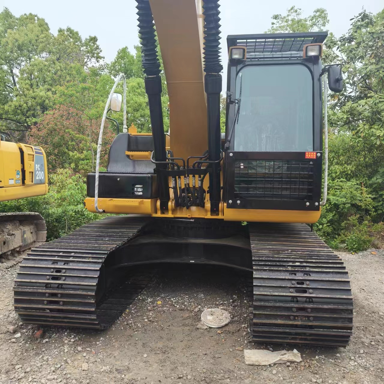 CATERPILLAR 320D2 - Bager goseničar: slika 3 CATERPILLAR 320D2 - Bager goseničar: slika 3