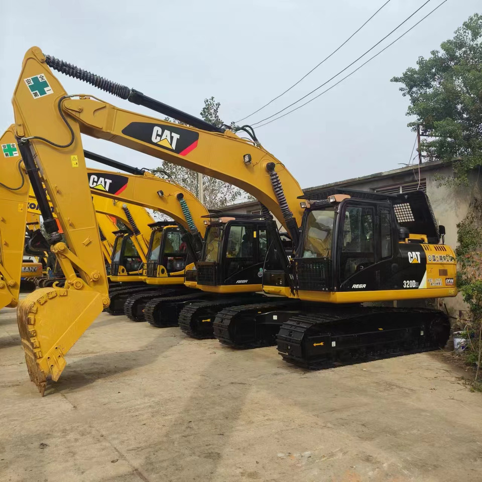 CATERPILLAR 320D2L - Bager goseničar: slika 1 CATERPILLAR 320D2L - Bager goseničar: slika 1